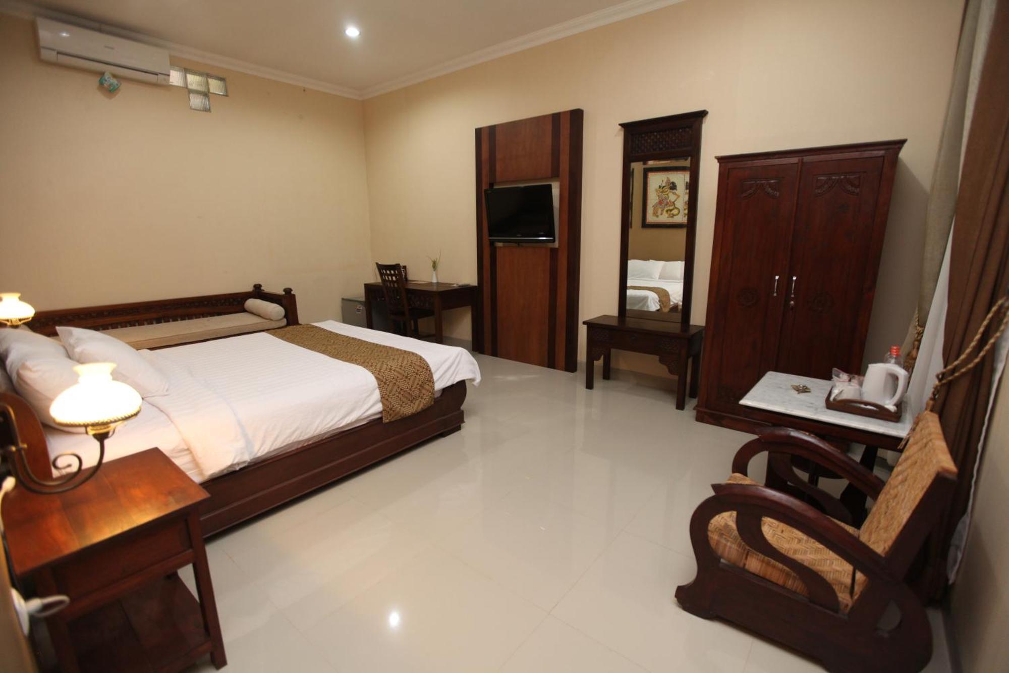 Griya Yunika Hotel Yogyakarta Room photo