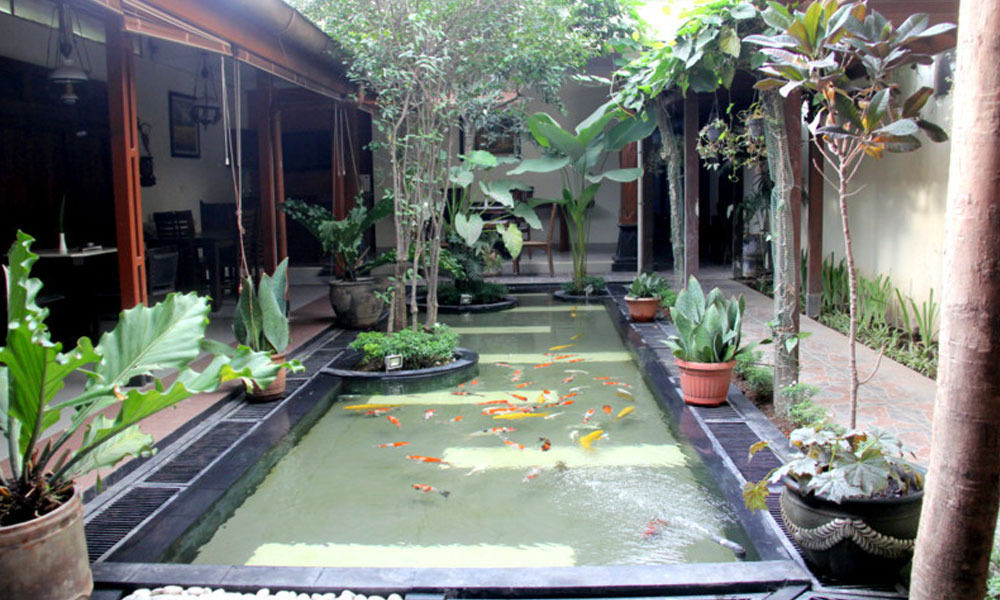 Griya Yunika Hotel Yogyakarta Exterior photo